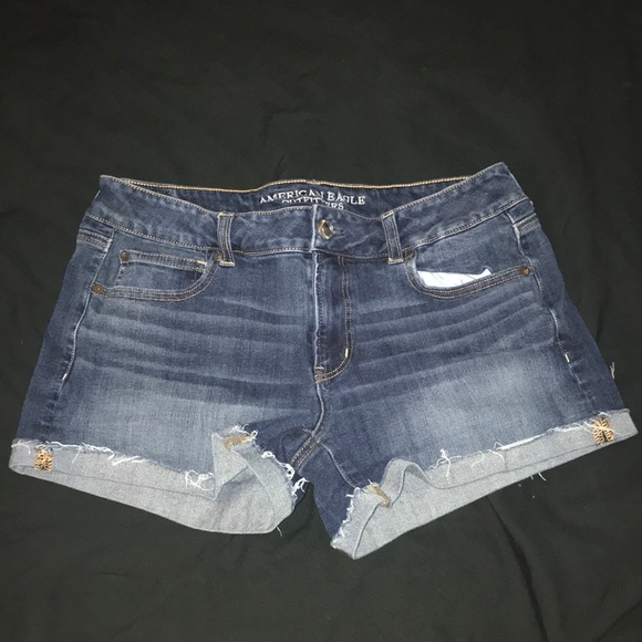 American Eagle Shorts SIZE 10 - Picture 1 of 4